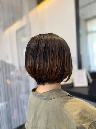 ショート 川村 綾のヘアスタイル