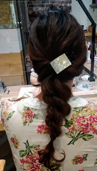 ロング ヘアアレンジ 狩野 歩のヘアスタイル