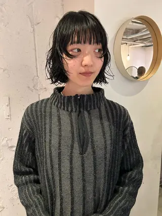 ショート パーマ Loom.所属・村上雅人 ナチュラルモードのヘアスタイル