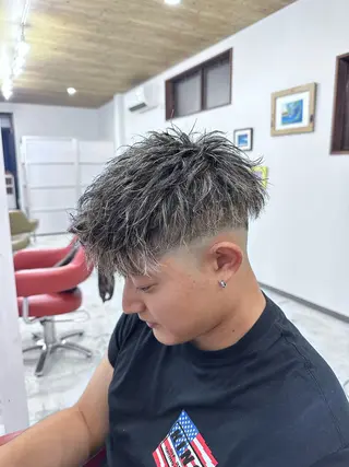 ショート カラー 椎木 琉聖のヘアスタイル