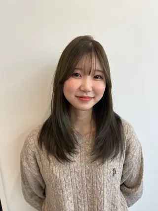 セミロング カラー 中原 なおこのヘアスタイル