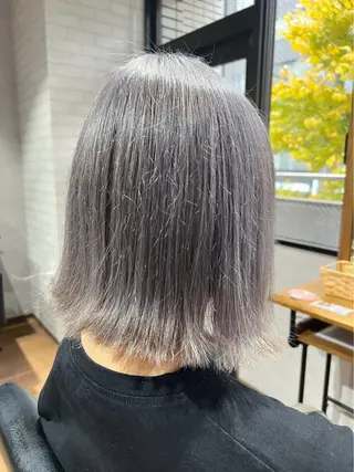 ショート カラー ✨ハイトーン カラー福岡拓也✨のヘアスタイル