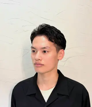 パーマ メンズ THIS IS BARBER 2nd所属・塚田 ゆうりのヘアスタイル