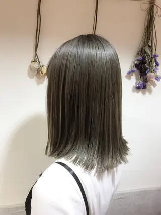 ミディアム カラー LOST CITY 横浜所属・🪐脱白髪染め 🪐松尾菜々美のヘアスタイル