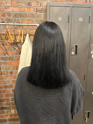 ミディアム カラー the BRIDGE 加藤みのりのヘアスタイル