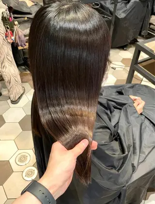 ロング カラー 縞田 健一のヘアスタイル