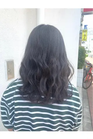 セミロング ゆうき あすかのヘアスタイル