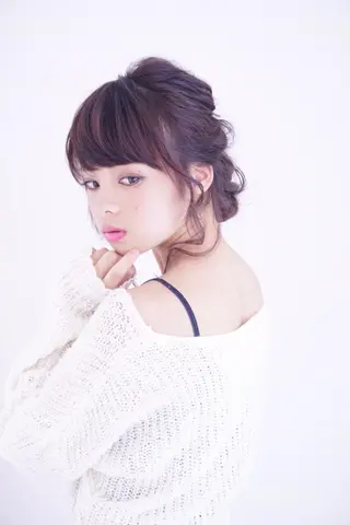 セミロング カラー ヘアアレンジ 山北 咲子のヘアスタイル