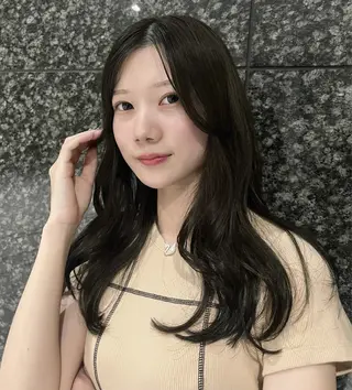 ロング カラー 顔まわり/オフィス カラー/青栁優🔆のヘアスタイル