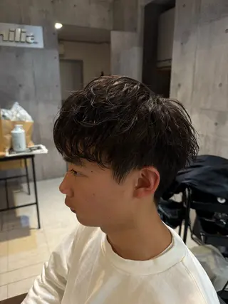 ショート パーマ メンズ 坂井 琉生のヘアスタイル