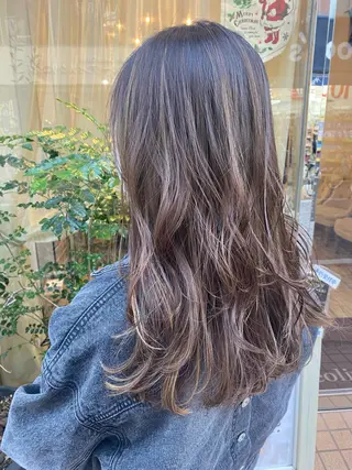 カラー 須藤 向日葵のヘアスタイル