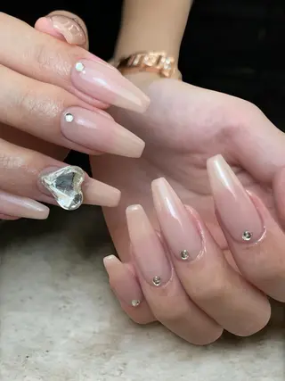ネイル MiMi NAIL TOKYO所属・Hisaka Mikiのネイルデザイン