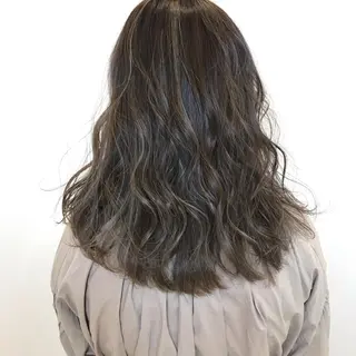 セミロング 湯浅 了一のヘアスタイル
