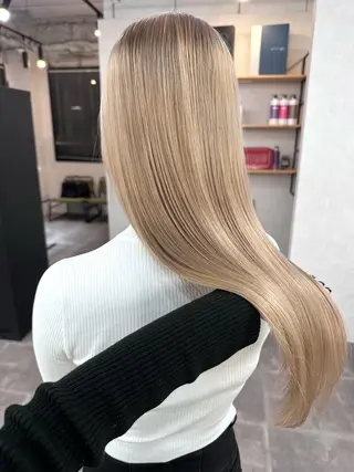 セミロング AIKA 🦋のヘアスタイル