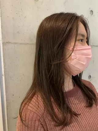 セミロング カラー カネコ ユカリのヘアスタイル