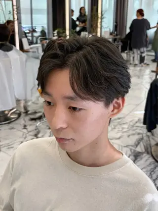 メンズ メンズパーマ特化 似合わせカット渡邊のヘアスタイル