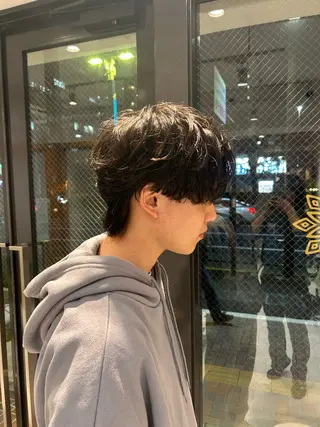 ミディアム パーマ メンズ 佐藤 嶺のヘアスタイル