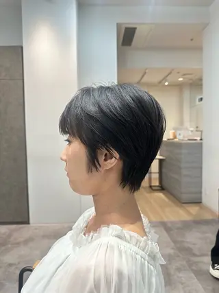 ショート ごとう さなのヘアスタイル