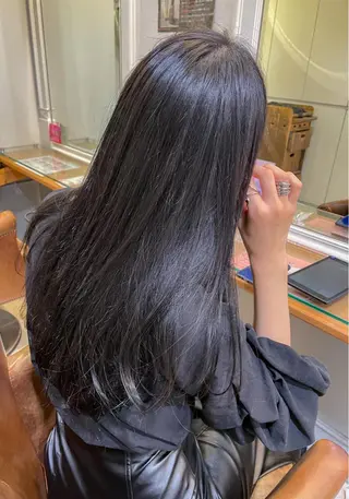 ロング カラー ボブ ブリーチ/miinaのヘアスタイル