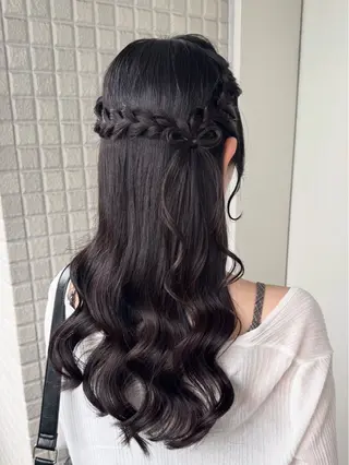 ロング ヘアアレンジ 縮毛矯正/艶ブラウン カラー/ヘアメひふみのヘアスタイル