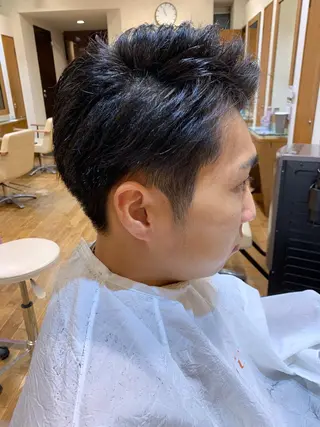 メンズ エクリ麻布十番所属・斉藤健 秋谷百花のヘアスタイル