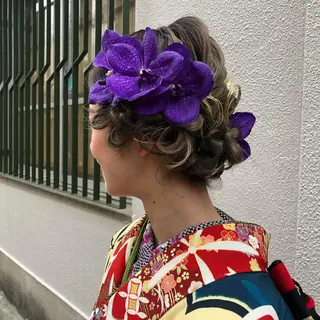 セミロング カラー ヘアアレンジ BRUNTJET所属・MAEDA MADOKAのヘアスタイル