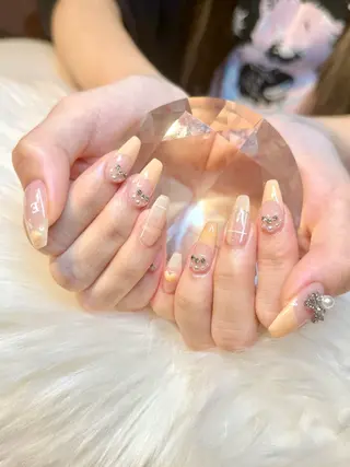 ネイル Nail salon Ecrin所属・Kana .のネイルデザイン