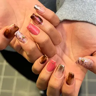 ネイル 河野 弥月のネイルデザイン