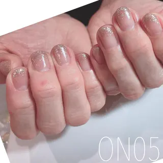 ネイル 園 寛子 （ネイリスト）のネイルデザイン