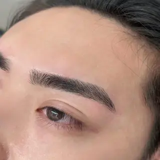 メンズ アイブロウ アイブロウ専門サロンエサージュ町田店所属・エサージュ町田 yuzuki🐠のマツエク・マツパデザイン