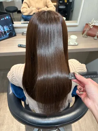 ロング Hirona 縮毛矯正/髪質改善のヘアスタイル