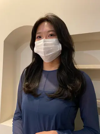 ロング カラー トヨシマ シュウトのヘアスタイル