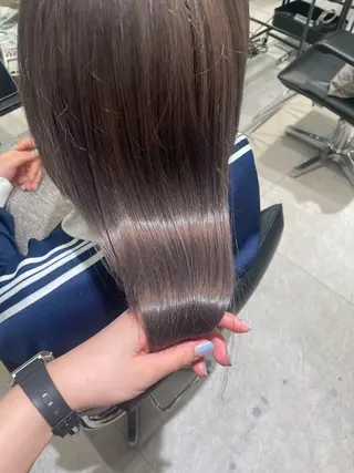 ロング カラー FILMS Rei 透明感カラー/パーマのヘアスタイル