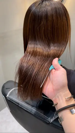 ロング 【レイヤーカット】 関根【コテ巻パーマ】のヘアスタイル