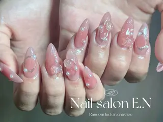 ネイル E.N🦋 長さ出し/持ち込みのネイルデザイン