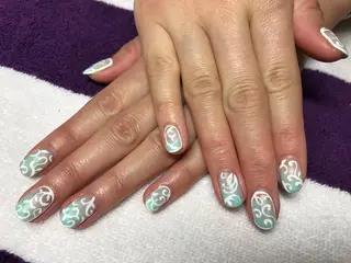 ネイル ネイルサロンハピーナ自宅サロン所属・金沢 未緒のネイルデザイン