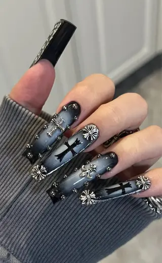 ネイル hello.nail所属・Horie 雪のネイルデザイン