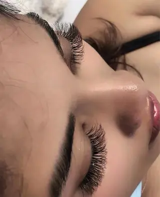 マツエク・マツパ AngelChris ビューティーサロンのネイルデザイン