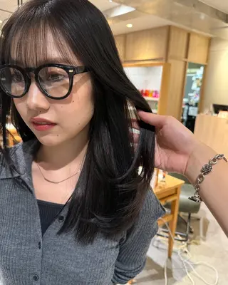 ロング ダン/メンズ/ 顔周り×透明感カラーのヘアスタイル