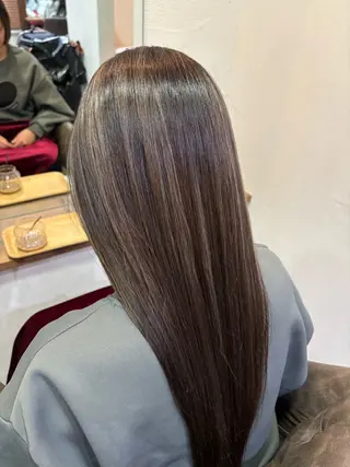 ロング カラー ショート・パーマ・デ ザインカラー/むつみのヘアスタイル