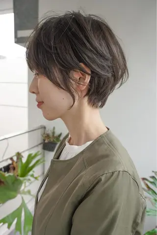 ショート カラー ショート/レイヤー なら石井知希のヘアスタイル