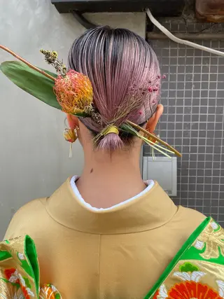 ヘアアレンジ hen所属・心斎橋/レイヤー/ ブリーチ/モエのヘアスタイル