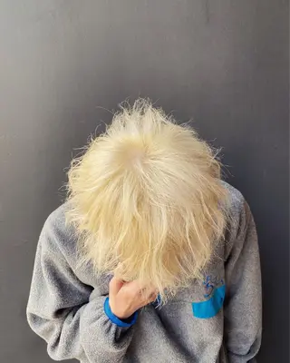 ショート 吉武 茂暉のヘアスタイル