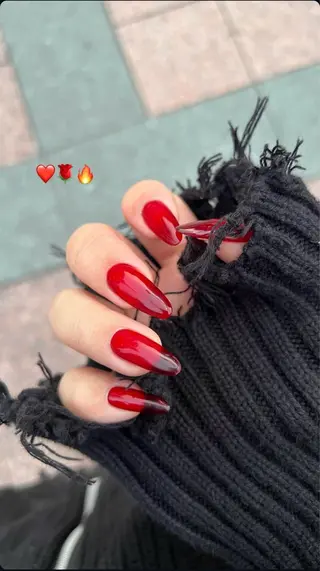 ネイル Tiám .のネイルデザイン