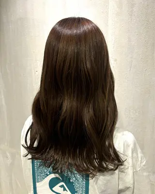 ロング カラー 小木曽 里華のヘアスタイル