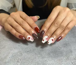 ネイル 7LOOKS フェンのネイルデザイン