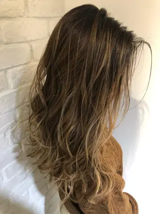 セミロング カラー olino 【オリノ】西田辺のヘアスタイル