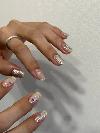 ネイル kiii.__ ✴︎*のネイルデザイン