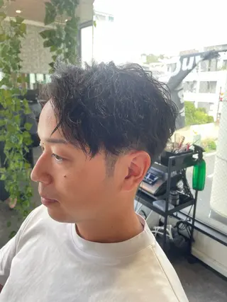 パーマ メンズ メンズヘア&眉毛整形 タナカフジの眉毛・アイブロウイメージ