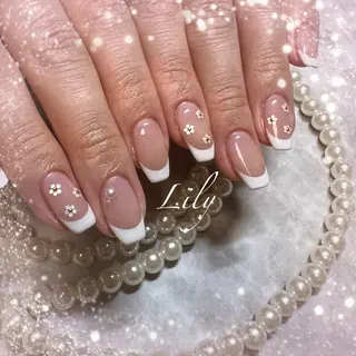 ネイル Nailsalon Lilyのネイルデザイン